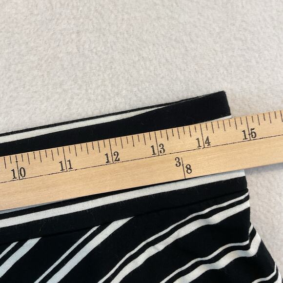 Loft Skirt Womens Small Petite SP Black White Stripe Knit Skater Flare Casual - Picture 6 of 9